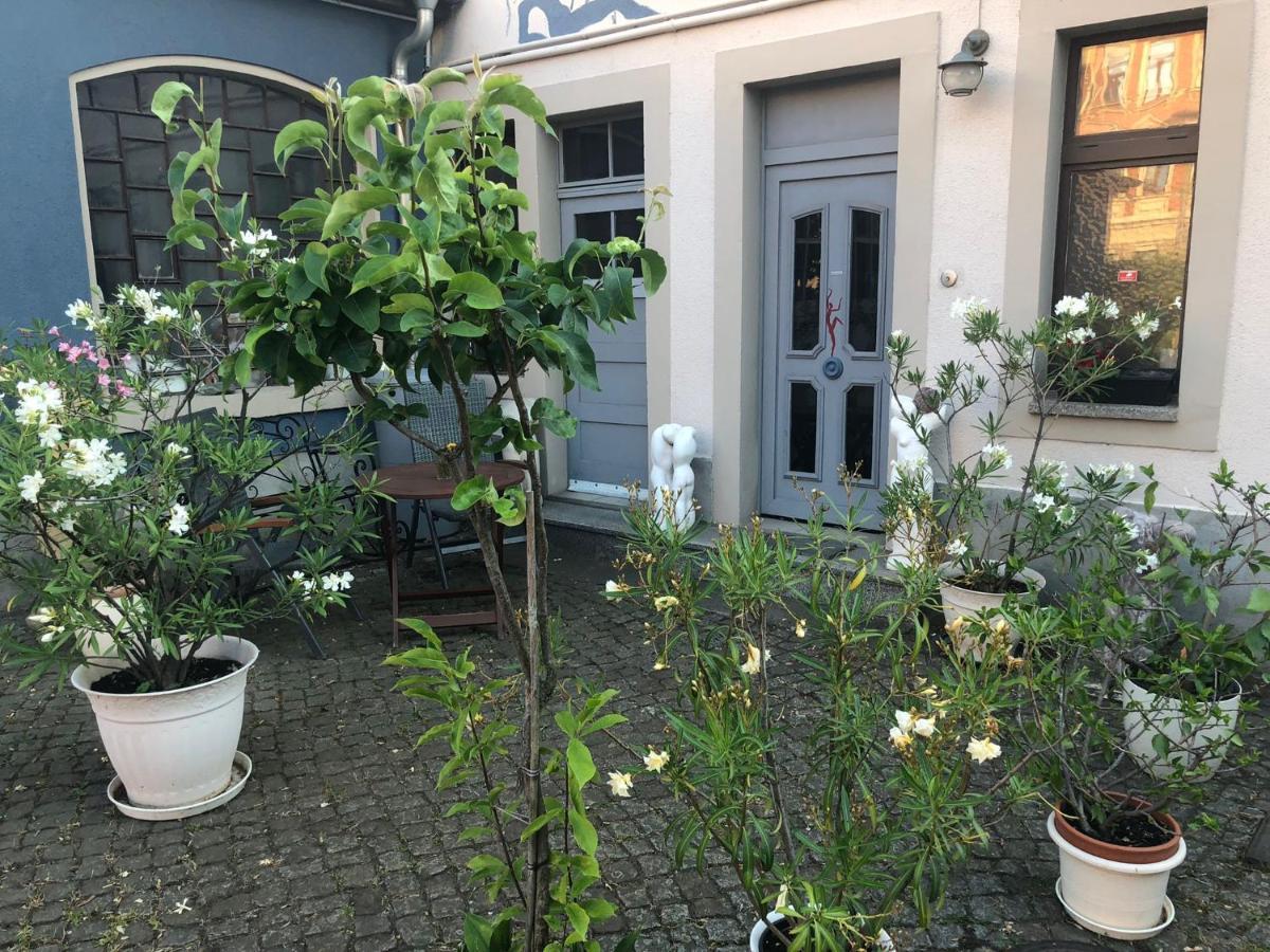 Kunstoase Am Blauen Haus Appartement Dresden Buitenkant foto